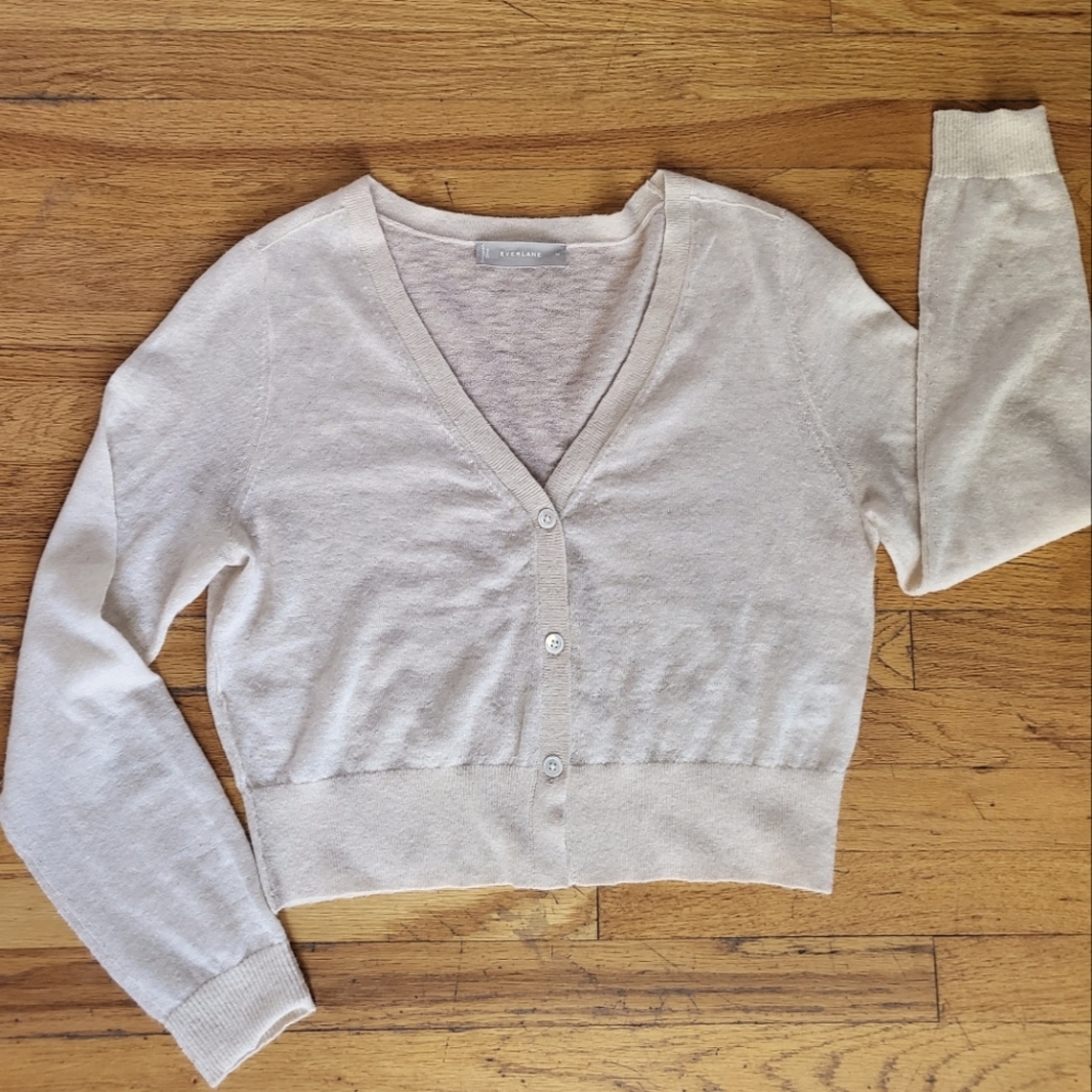 Everlane featherweight alpaca cardigan